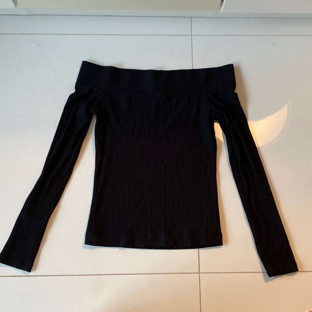 Aritzia rib knit off shoulder top
